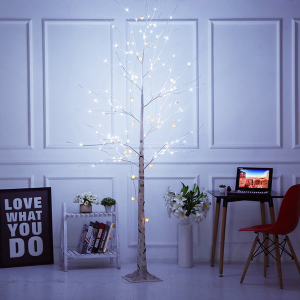 Bolylight // Christmas Tree 8ft 136L